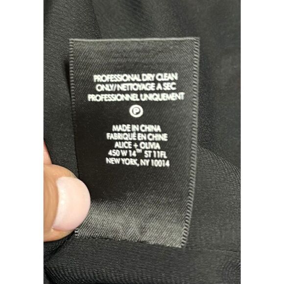 Alice + Olive Conner Handkerchief Shirt Dress Size Small  NEW - Picture 9 of 9